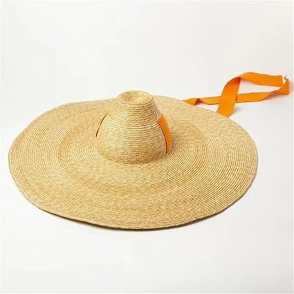 Beautiful Sun Hat - Picture 3 of 3